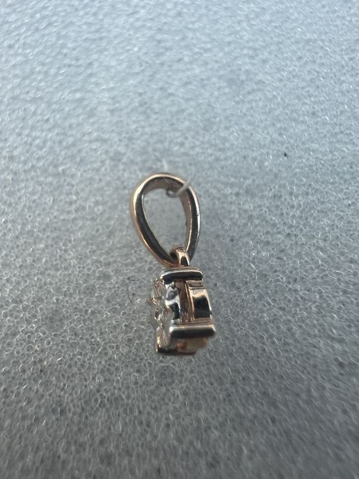 Золотой кулон с бриллиантами 585 проба