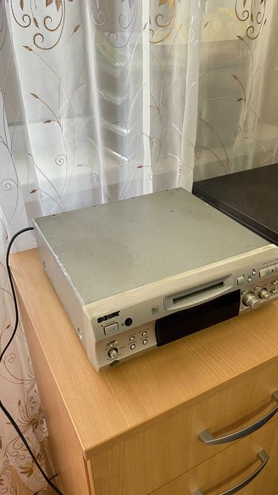 MD-дека Sony MDS-S39 (Minidisc Deck) – Японія