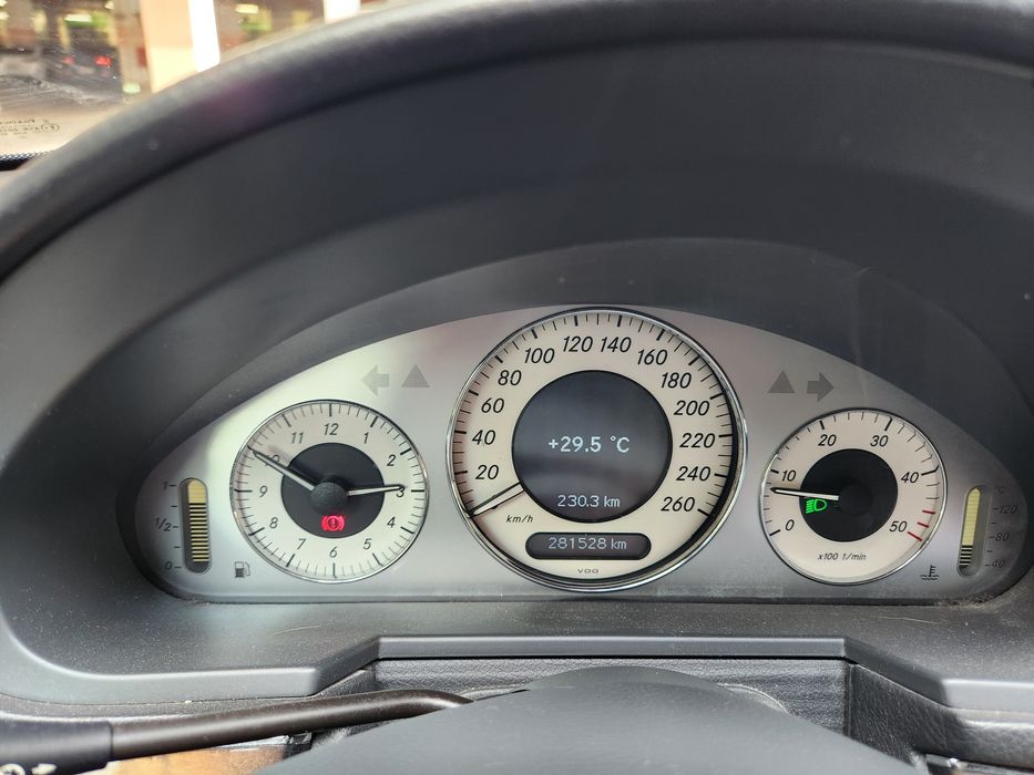 Mercedes E220 avantgard