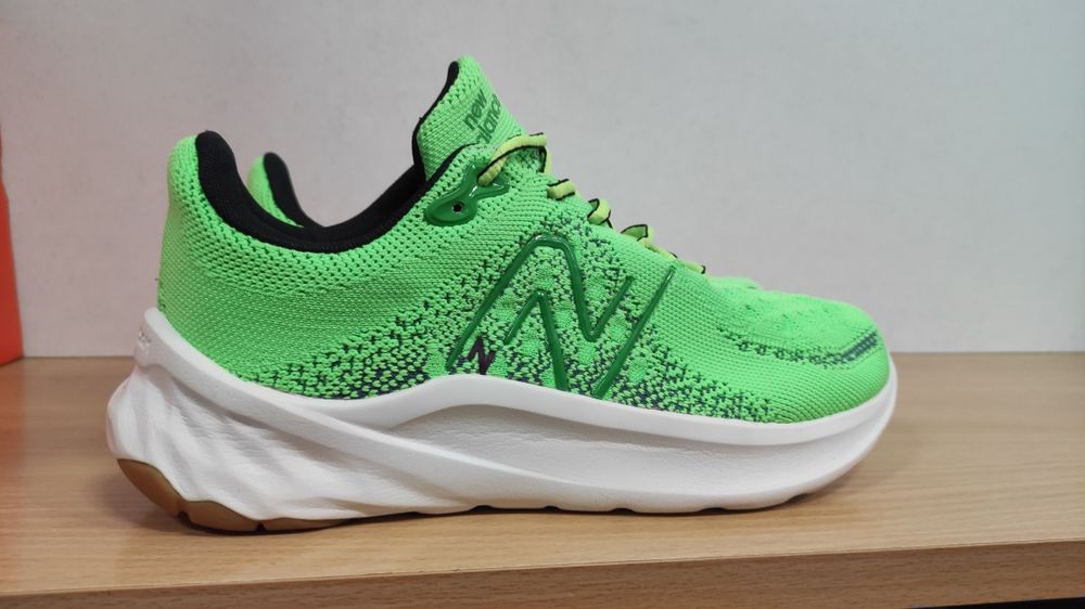 Кроссовки 39-38 р/24,5 см New Balance Fresh Foam оригинал