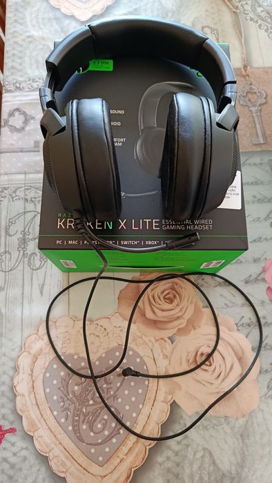 Auscultadores Razer Kraken X Lite