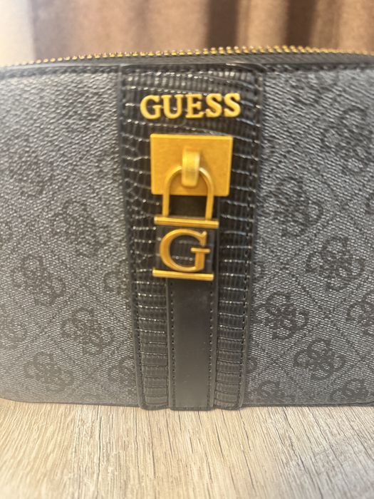 Жіноча сумочка Guess, крос-боді