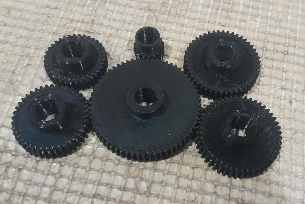 Шестеренки для ТВ-4