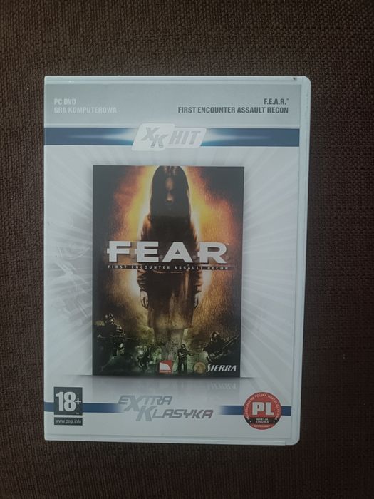 Gra First Encounter Assault Recon (F.E.A.R.)
