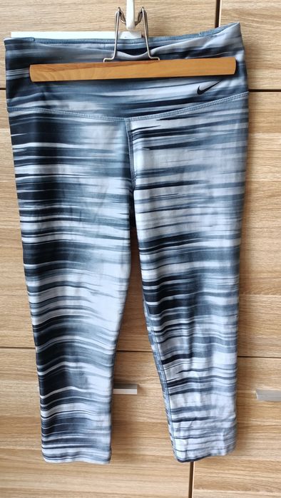 Sportowe leginsy getry legginsy Nike Dri-Fit