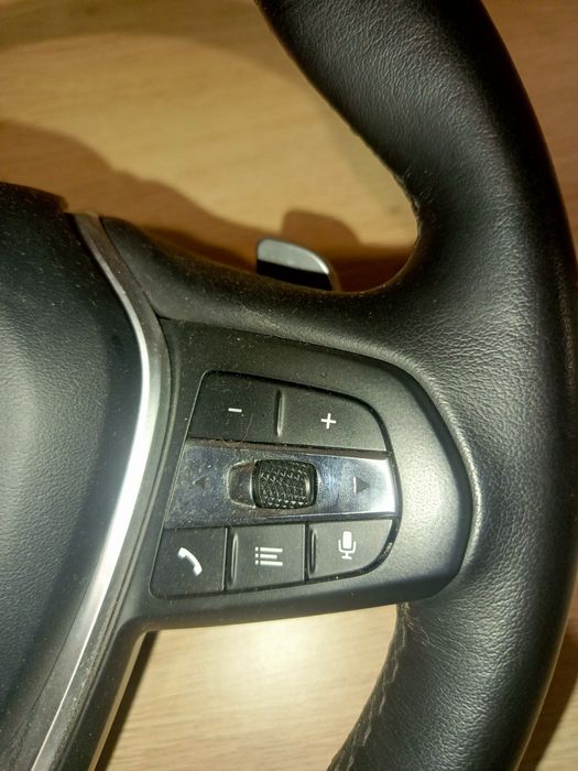 Продам руль BMW 3