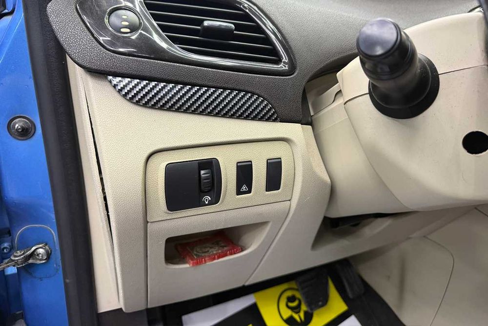 Renault Megane Scenic 2012