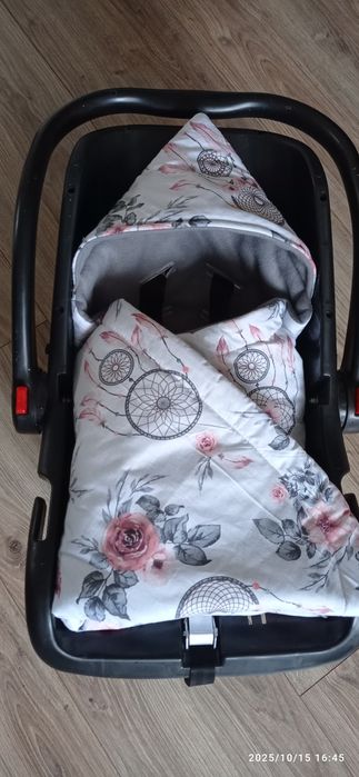 Otulacz ocieplacz do fotelika wózka nosidełka nowy