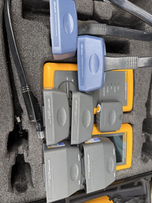 Tester Fluke Networks DTX-1800 plus miernik natężenia Sefram 7865 HD