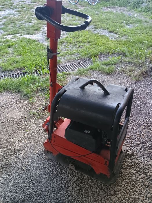 Zageszczarka gruntu Bella diesel 160kg