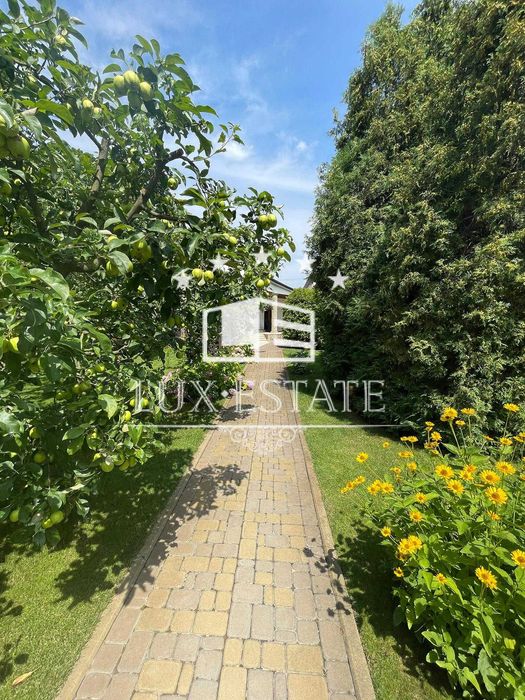 Аренда эксклюзивного домовладения  с бассейном   (Конча-Заспа)