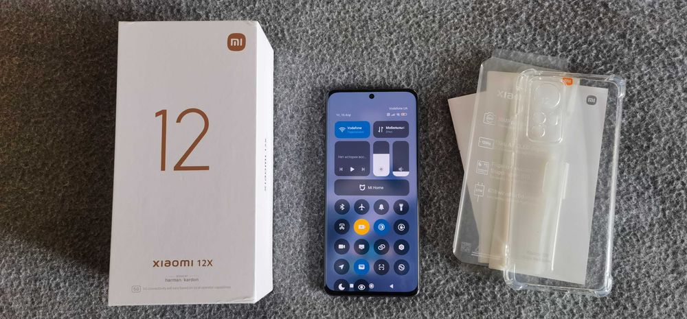 Sony Xperia Z5 Compact + Xiaomi 12X 8/128 + Huawei P20 Pro 6/128 +  Sony Xperia XZ2 Compact