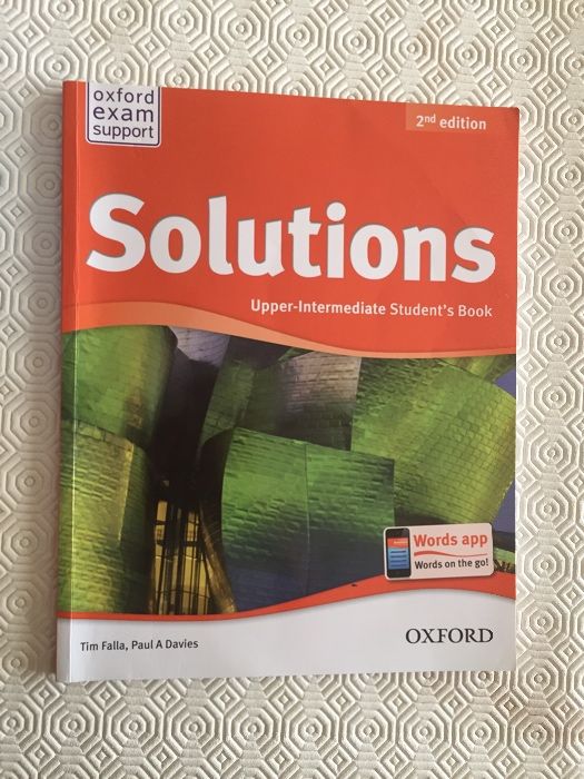 Solutions Upper-Intermediate Student’s Book + Workbook