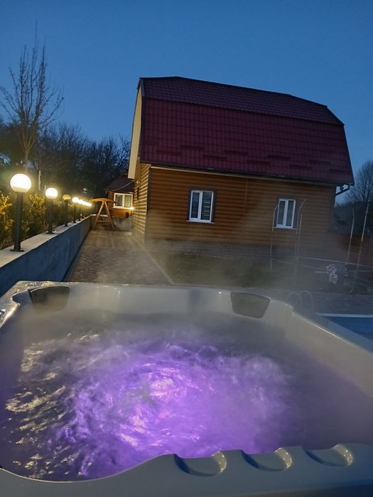 Котедж для відпочинку  у с. Плав'я  біля ГК Плай,