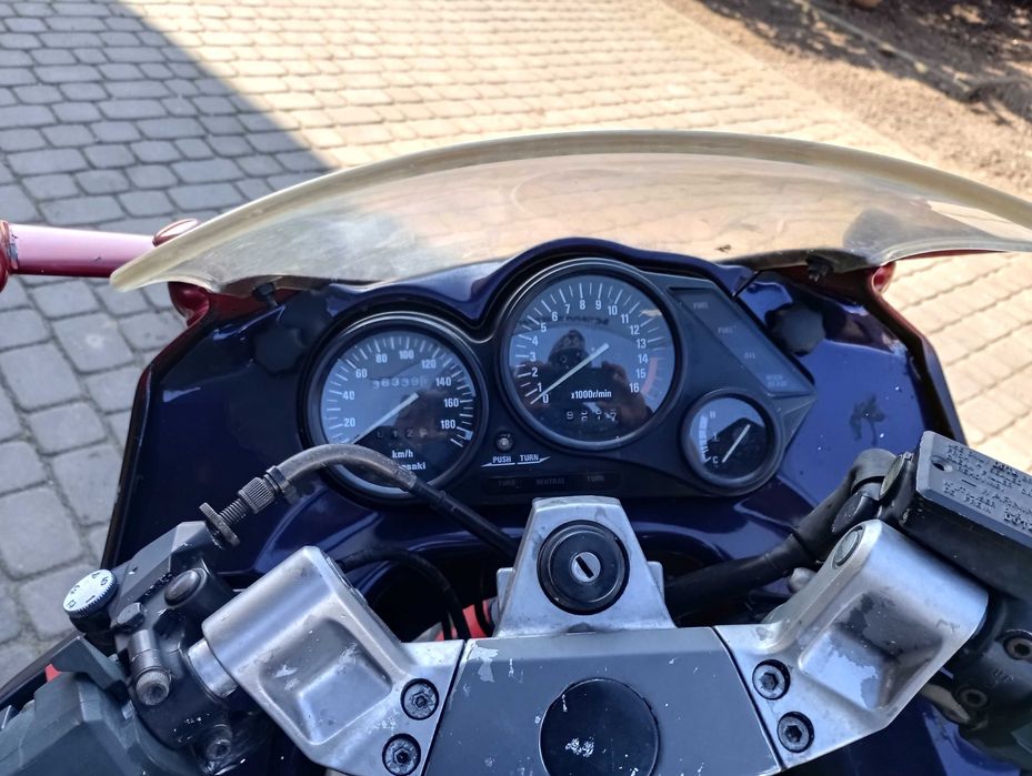 motocykl kawasaki zzr400