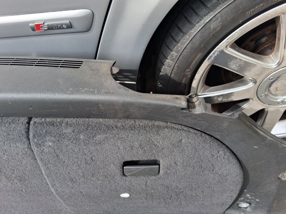 Forras da mala Audi A4 ano 2004