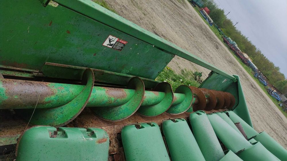 Жатка кукурудзяна John Deere 892