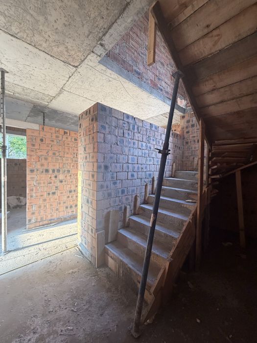 Продаж котеджів у Скнилові від забудовника!