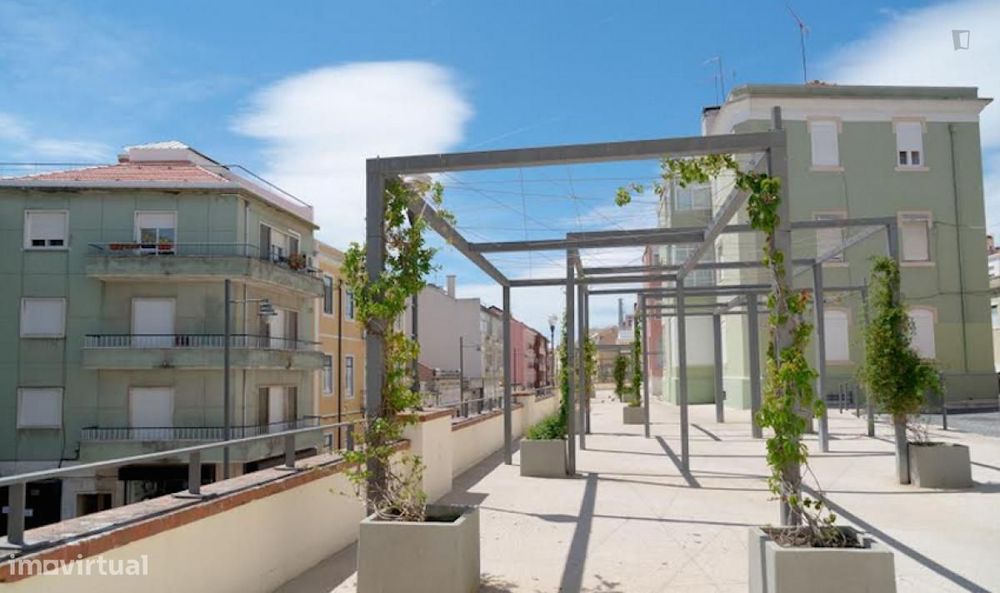 Estúdio - localizado em Ajuda Lisbon