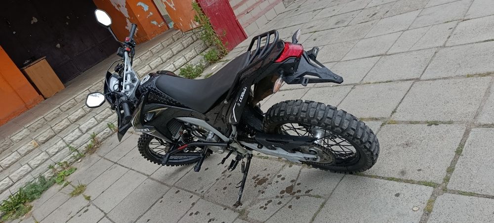 Продам Loncln 300