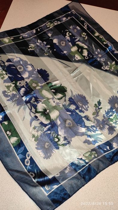 Платки шёлковые, красивые