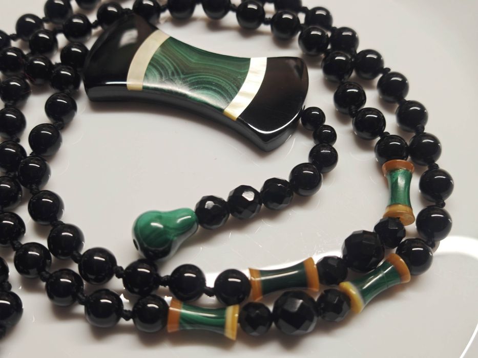 Naszyjnik onyks, malachit, masa perłowa.