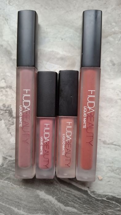Помади huda beauty original
