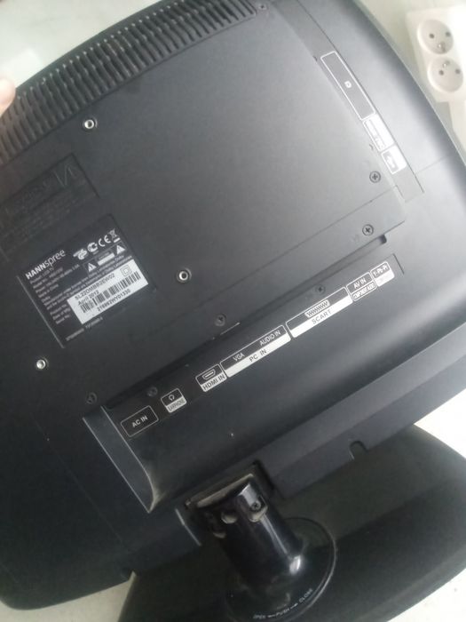 Telewizor hannspree 22 cale używany