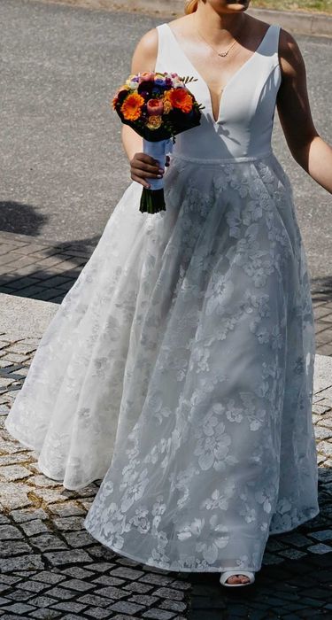 Wygodna suknia ślubna