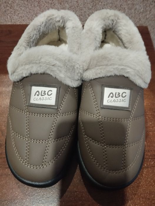 Зимове жіноче взуття