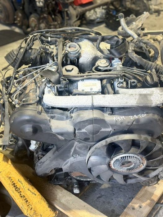Motor Audi A4 2.5Tdi AYM
