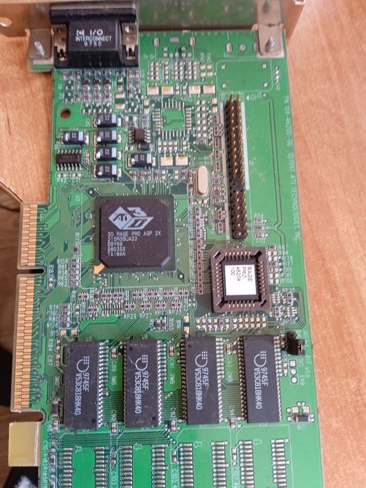 Retro stara karta graficzna ATI 3d Rage pro