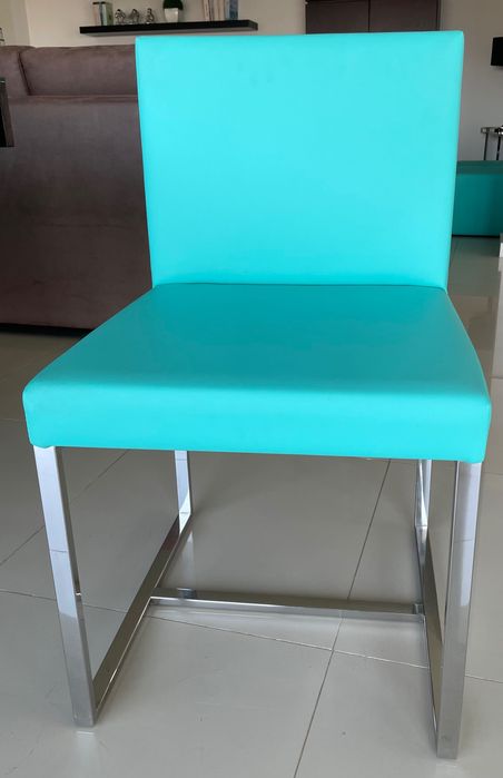 Conjunto mesa de jantar+ 6 cadeiras