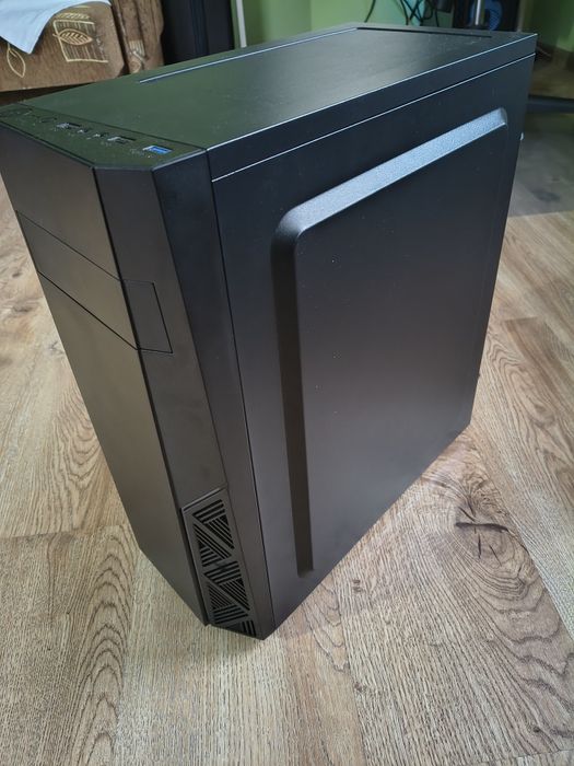 Obudowa komputera Zalman T8