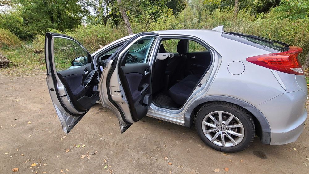 HONDA CIVIC IX Hatchback | 2013 roku | 1.4 Benzyna | Manual | Zarejestrowany | Zadbana bardzo dobry stan techniczny