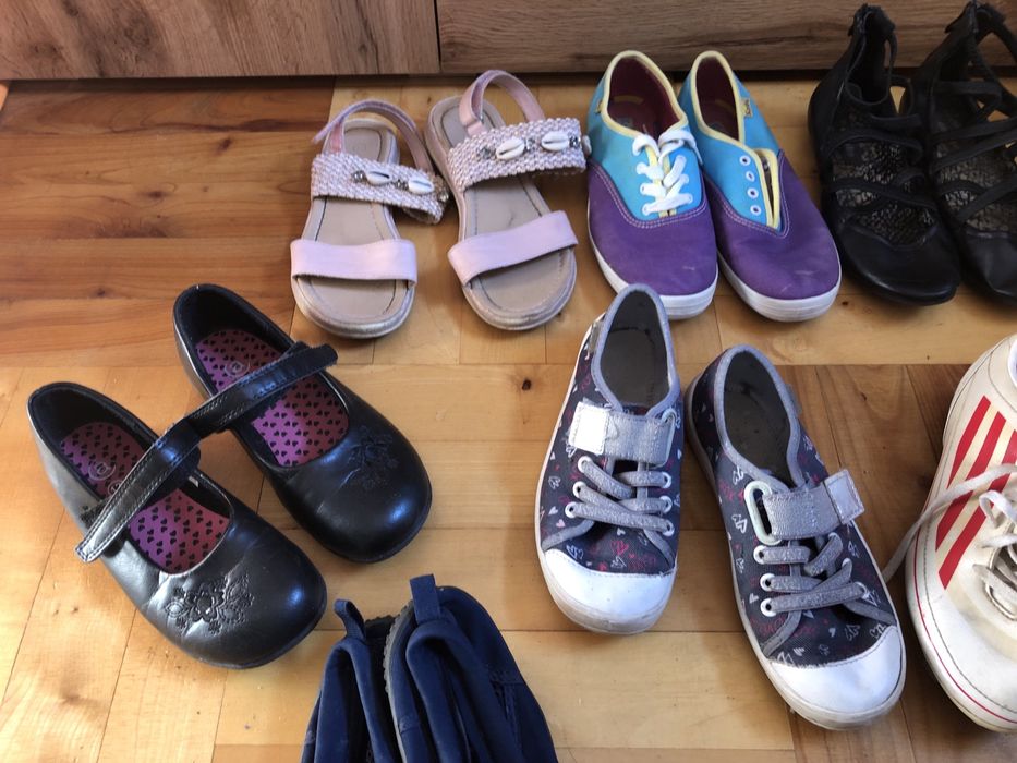 Buty dziecięce buciki 13 par 32-34 korki sniegowce sandaly zestaw paka