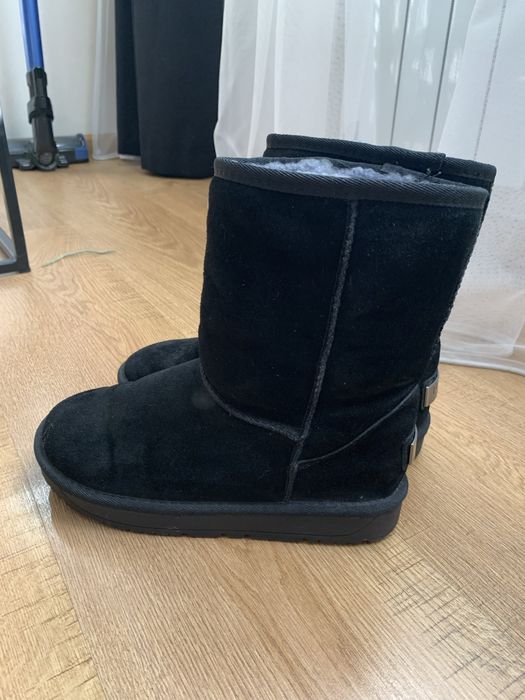 угги, чорні розмір 37