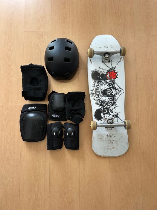Skateboard completo com proteções