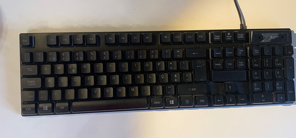 Teclado gamer novo