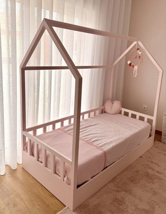 CAMA MONTESSORI Casinha rosa, feita à medida 170x90