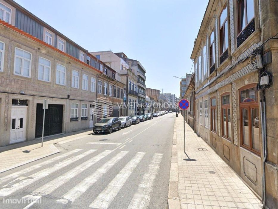 Estúdio com varanda perto da FEUP - Preço de lançamento!