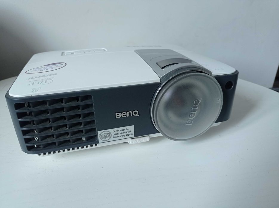 projektor benq mw817st