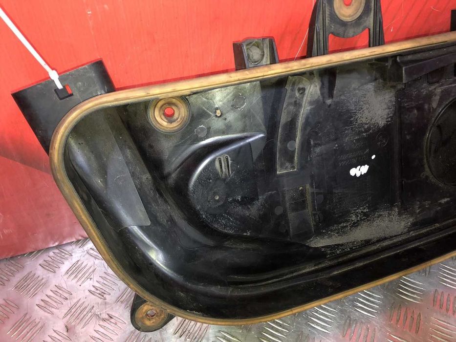Корпус повітряного фільтра BMW 5 F11 13717812064 дизель 3,0