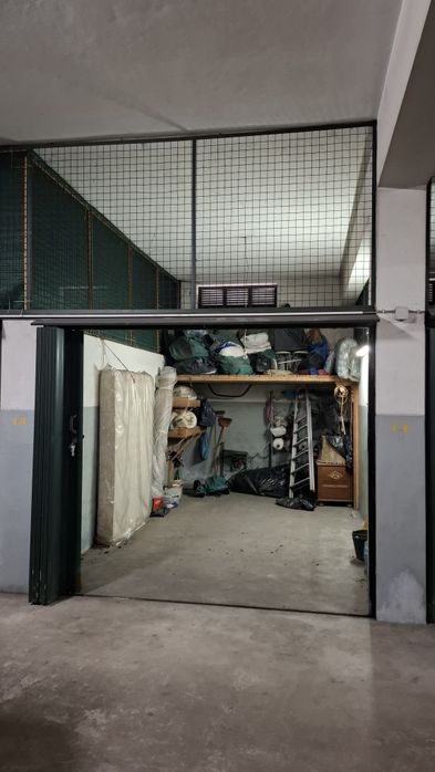 Garagem fechada Ermesinde
