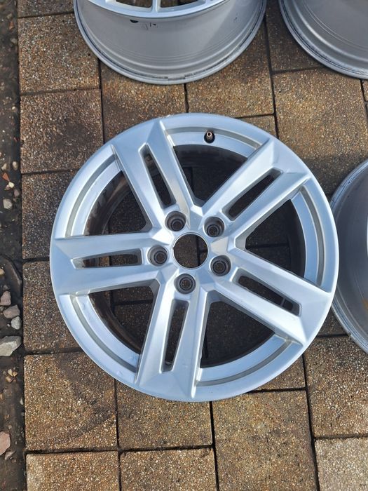 Alufelgi Audi A4 B9 17 cali