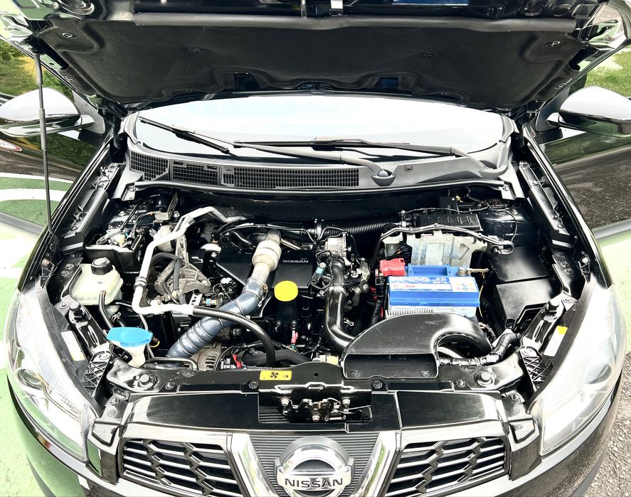 Продам Nissan Qashqai 1.5 d 2012 року