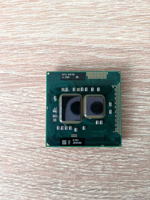 Процессор İntel i3 - 380m  для Ноутбука
