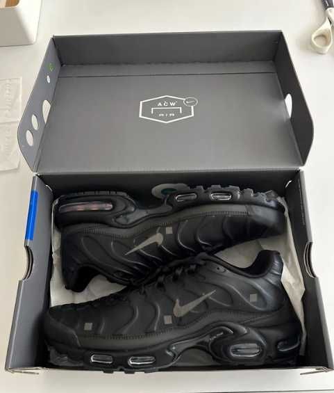 Czarne buty Nike Air Max TN Plus nowe oryginalne rozmiar EU39