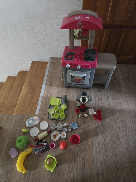 Zabawki kuchnia z dodatkami i ekspres do kawy