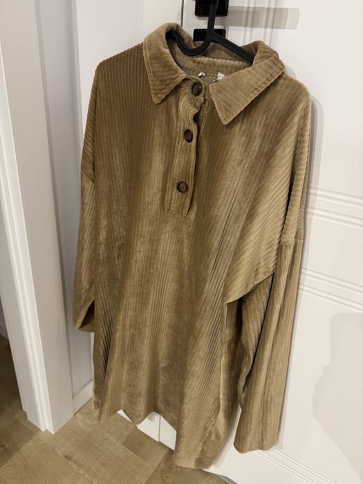 Sukienka welurowa ze stylowymi guzikami asos design 40 L